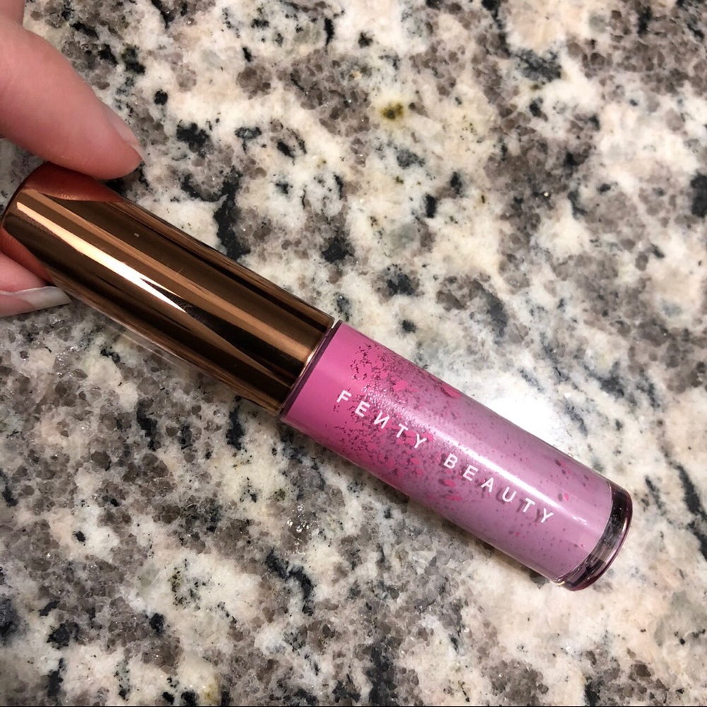 Fenty Beauty Hottie Alert pink liquid eyeliner